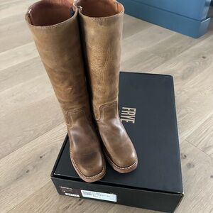 Frye Dark Brown Leather Boots Brand New in Box! Rare color!